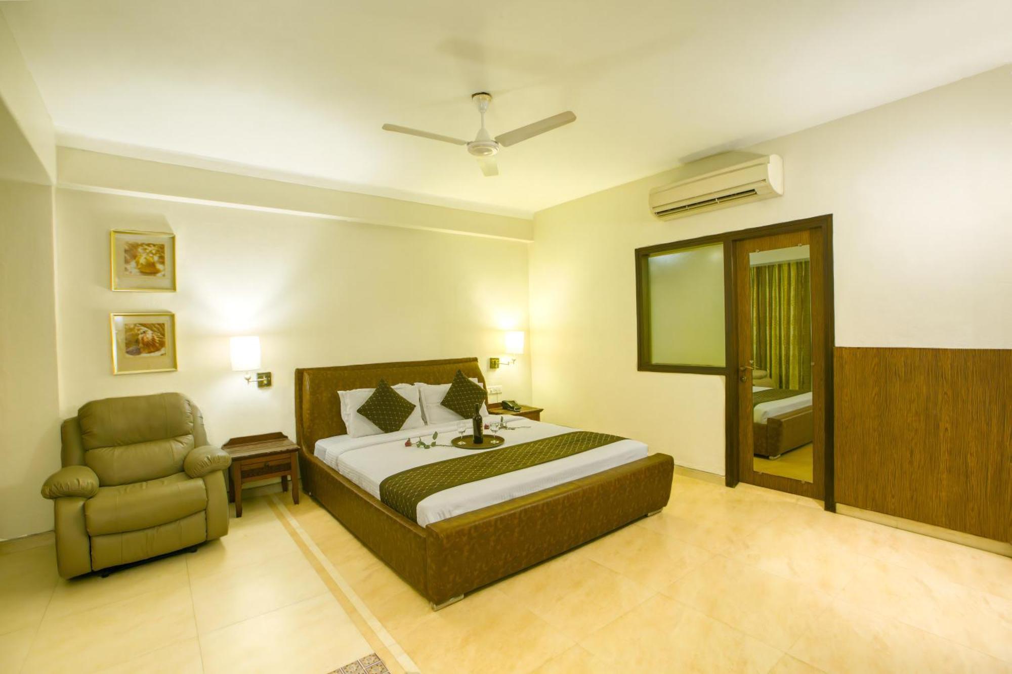 Hotel Neelam The Glitz Calangute Exterior foto